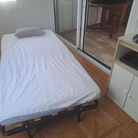 ホテル Chalet Pour 5 Personnes Equipe Sur Emplacement Privatif Dans Camping 4 Etoiles Appartenant Et Gere Par Un Particulier フォワ エクステリア 写真
