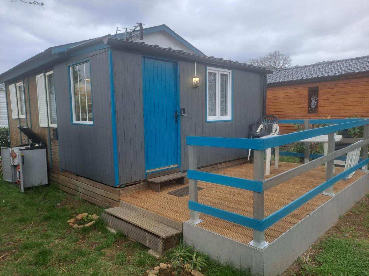 ホテル Chalet Pour 5 Personnes Equipe Sur Emplacement Privatif Dans Camping 4 Etoiles Appartenant Et Gere Par Un Particulier フォワ エクステリア 写真