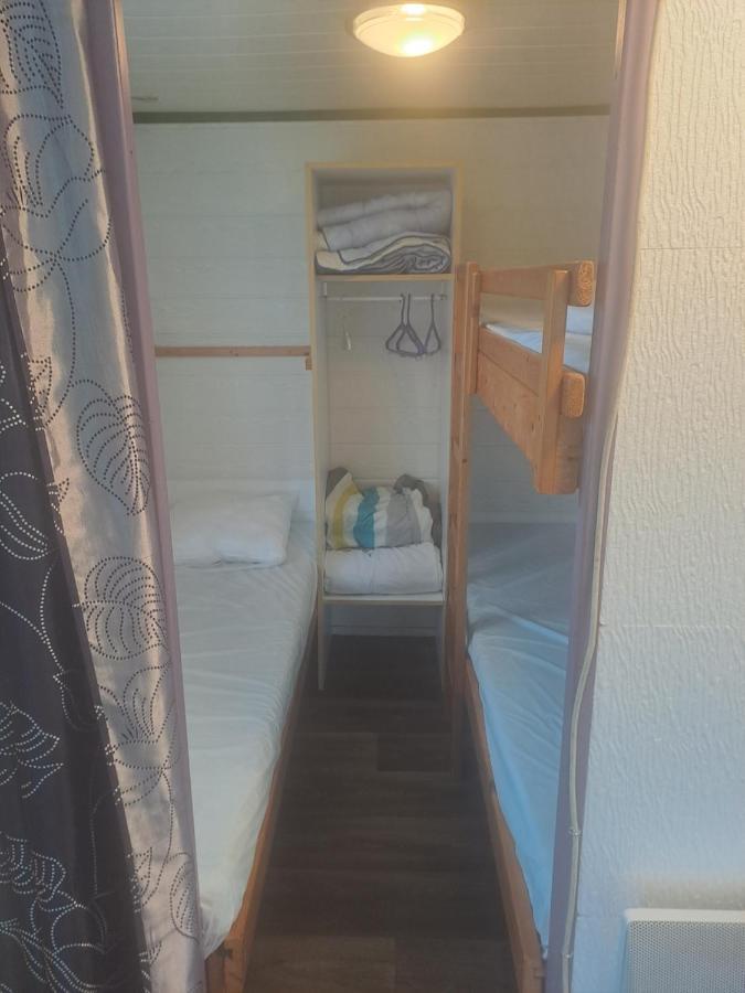 ホテル Chalet Pour 5 Personnes Equipe Sur Emplacement Privatif Dans Camping 4 Etoiles Appartenant Et Gere Par Un Particulier フォワ エクステリア 写真